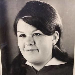 Meet your Posher, Nina